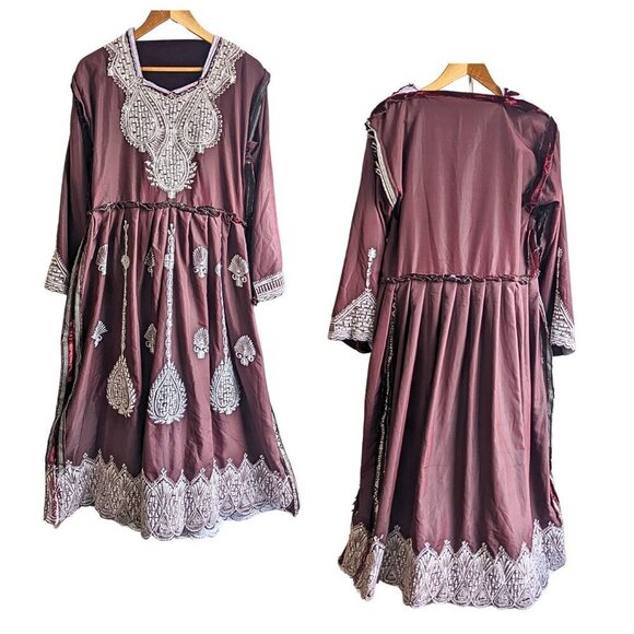 Turkish/Afghani Bindalli Kaftan Wedding Dress - Embroidered Velvet & Silver M/L - Picture 7 of 8